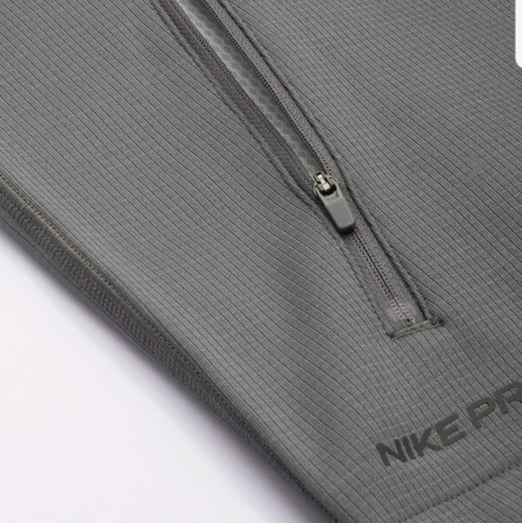 NIKE PRO-CHARCOAL GREY ribbed SPHR HDF Sustainable JACKET✅FIXED PRICE✅ - Picture 7 of 7